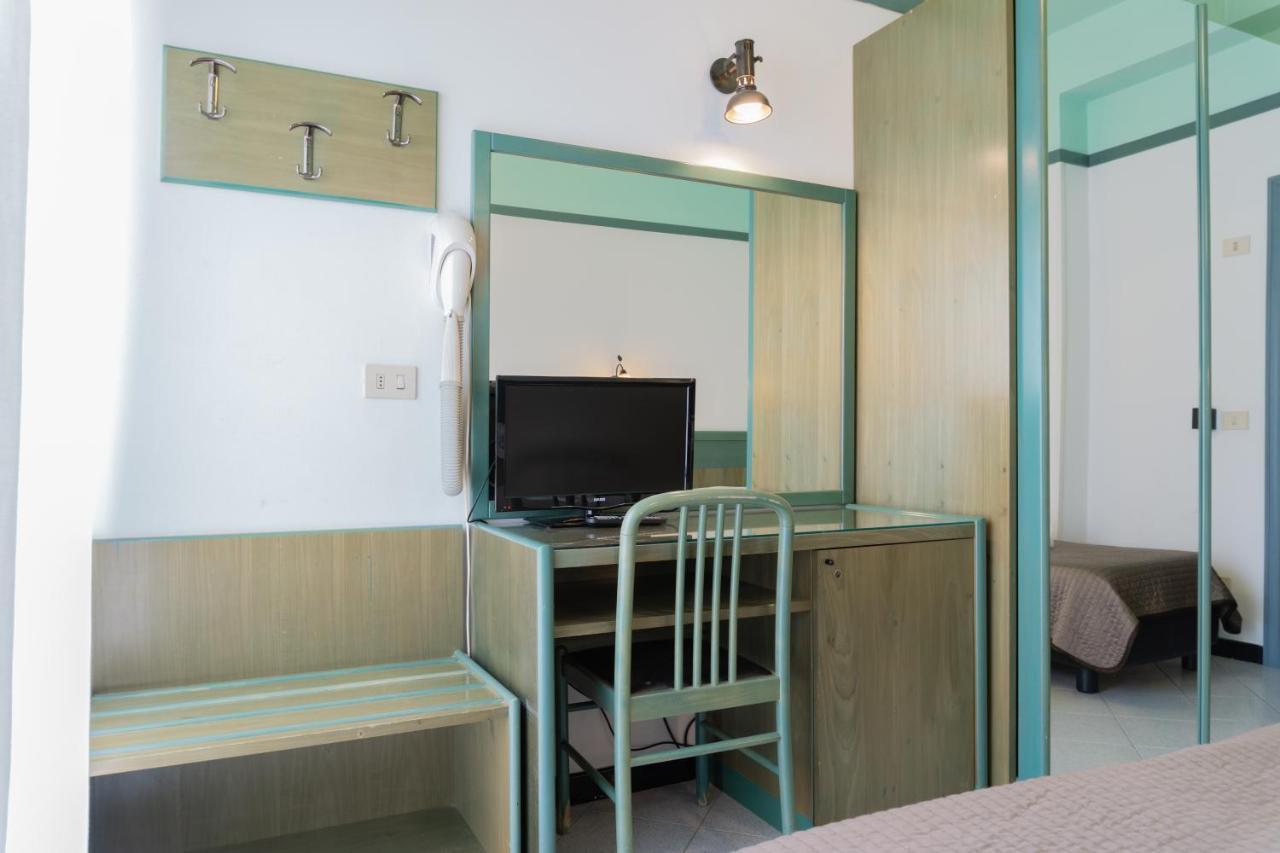 Esedra Hotel Rimini Zewnętrze zdjęcie