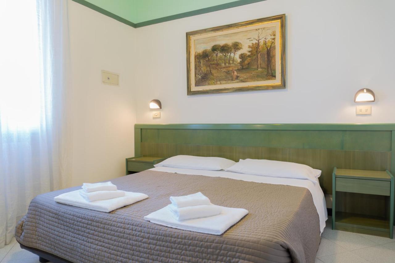 Esedra Hotel Rimini Zewnętrze zdjęcie
