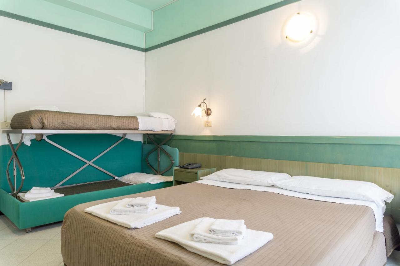 Esedra Hotel Rimini Zewnętrze zdjęcie