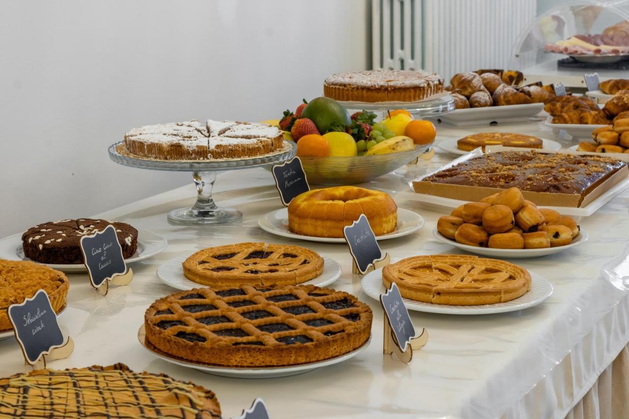 Esedra Hotel Rimini Zewnętrze zdjęcie