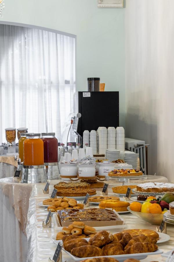 Esedra Hotel Rimini Zewnętrze zdjęcie