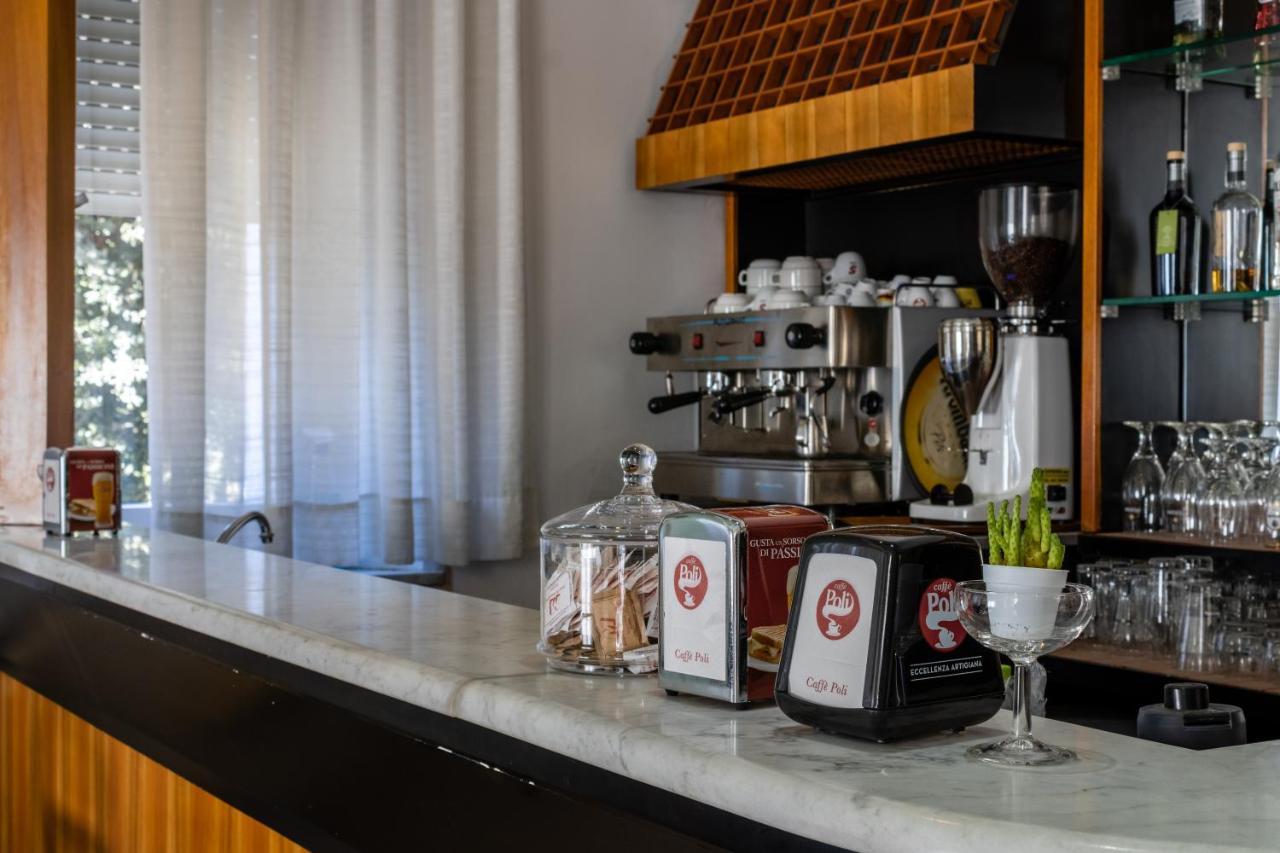 Esedra Hotel Rimini Zewnętrze zdjęcie
