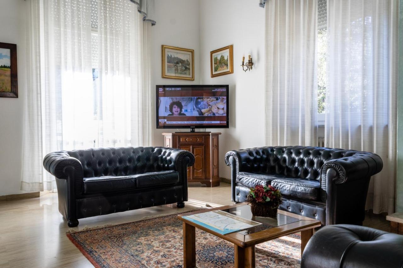 Esedra Hotel Rimini Zewnętrze zdjęcie