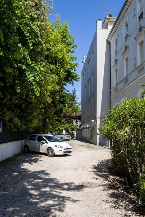 Esedra Hotel Rimini Zewnętrze zdjęcie